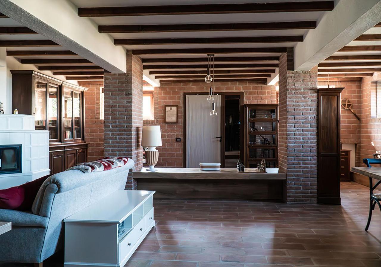 Casale Gambini Apartment Quattro Castella Ngoại thất bức ảnh