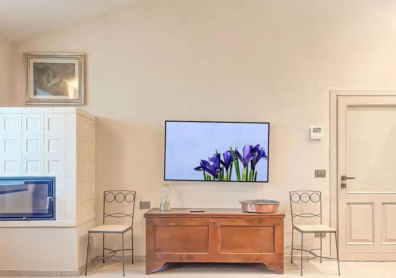 Casale Gambini Apartment Quattro Castella Ngoại thất bức ảnh