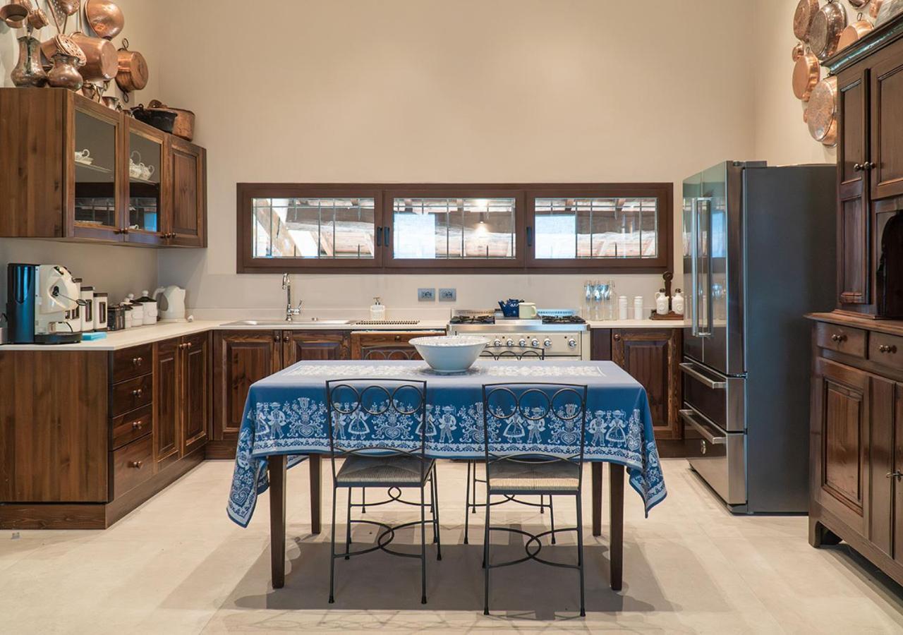 Casale Gambini Apartment Quattro Castella Ngoại thất bức ảnh